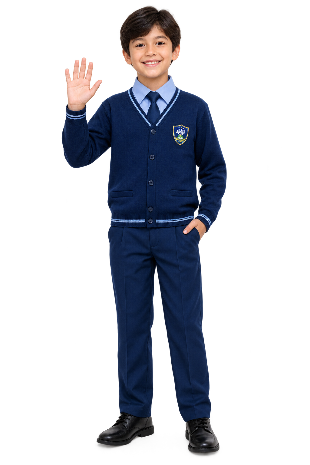 Estudiante de Primaria con uniforme institucional