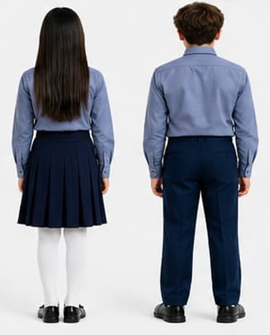 Pareja uniforme formal espalda — uniforme oficial IEP Nova Excellence